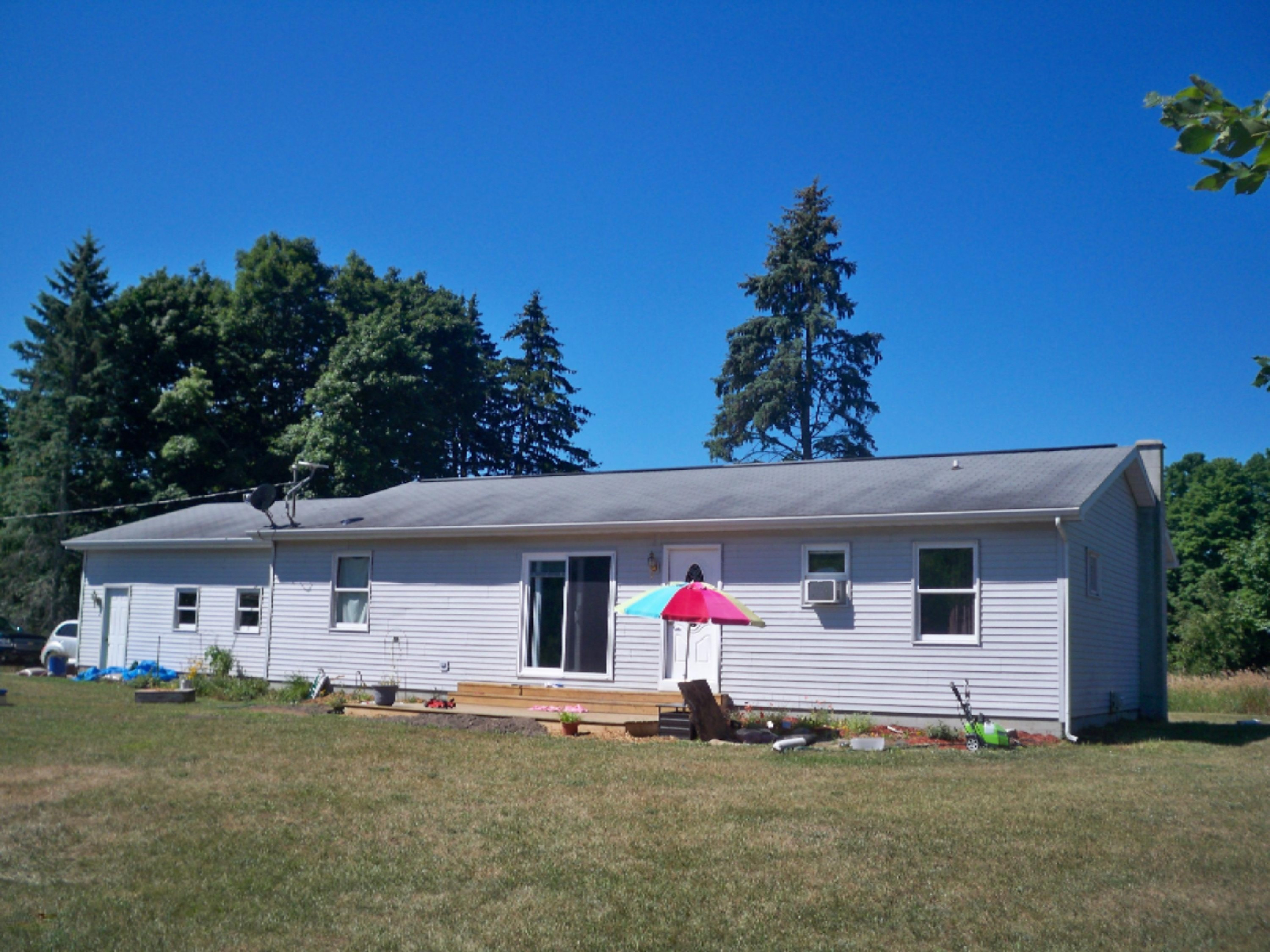 1675 South Darr Road Scottville, MI 49454 - Photo 1 of 31 front view of home