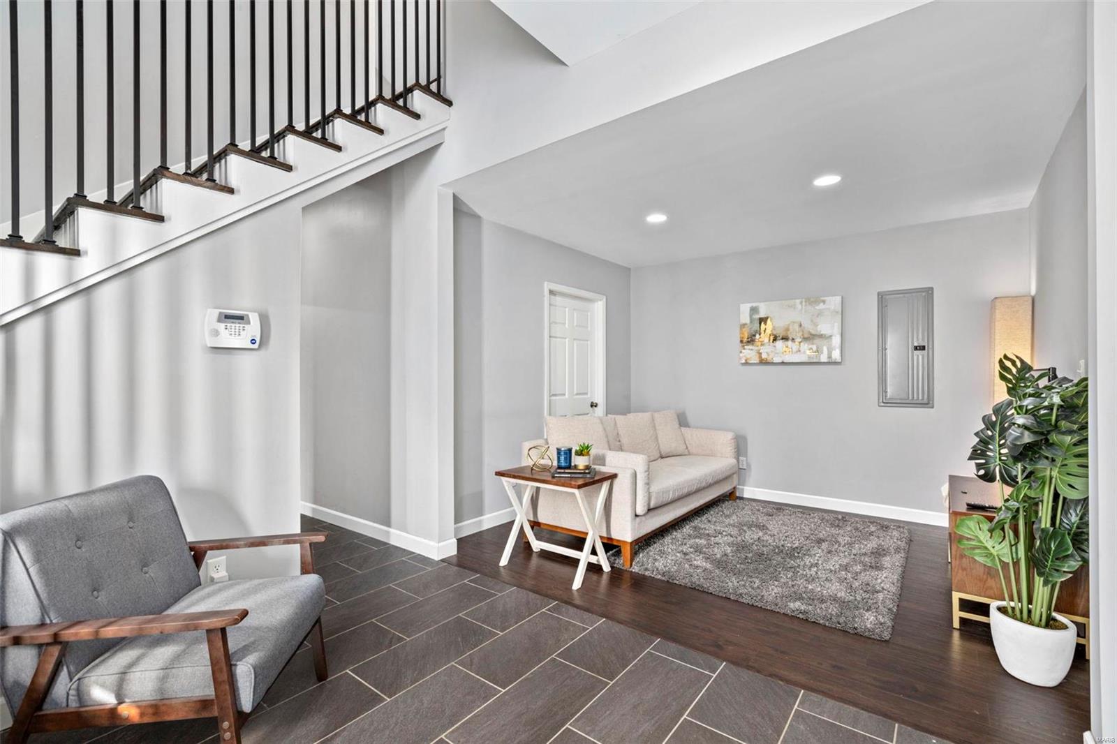 12815 West Watson Road St. Louis, MO 63127 - Photo 5 of 30 Gallery Image 5