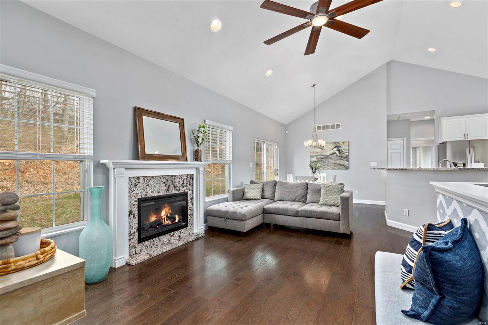 12815 West Watson Road St. Louis, MO 63127 - Photo 10 of 30 Gallery Image 10