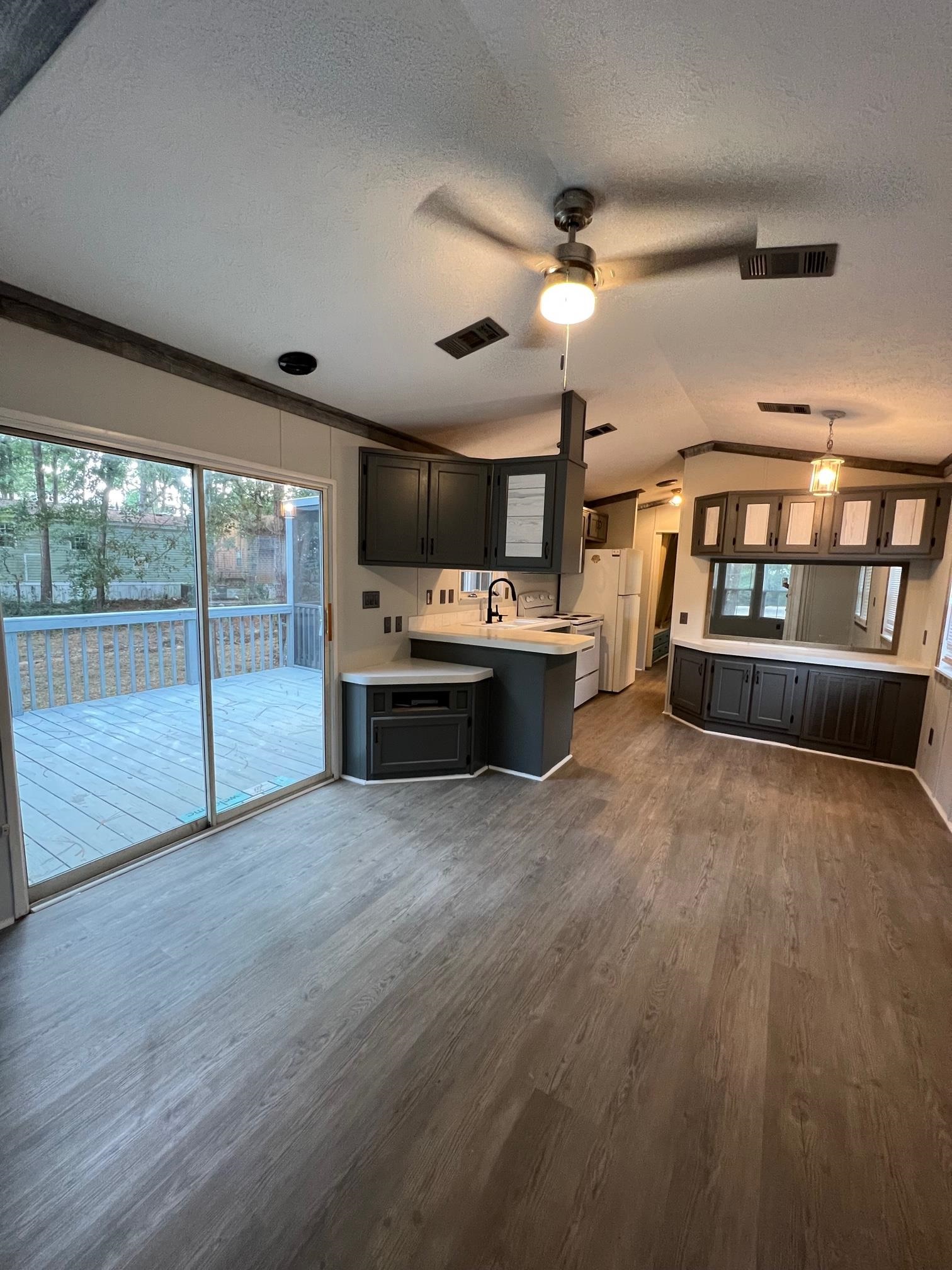 610 Escambia Loop Lillian, AL 36549 - Photo 4 of 28