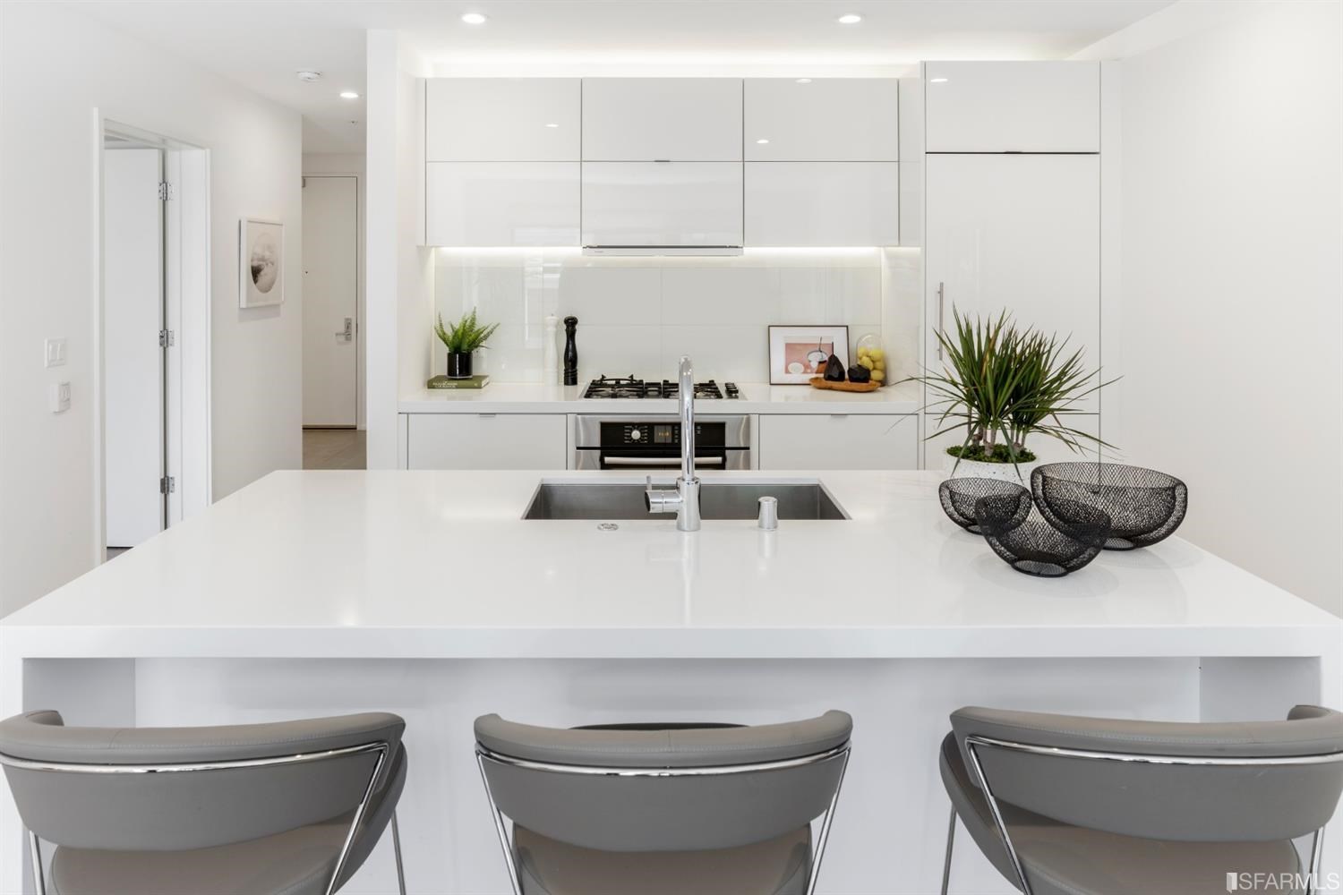 415 De Haro Street, Unit 203 San Francisco, CA 94107 - Photo 12 of 34
