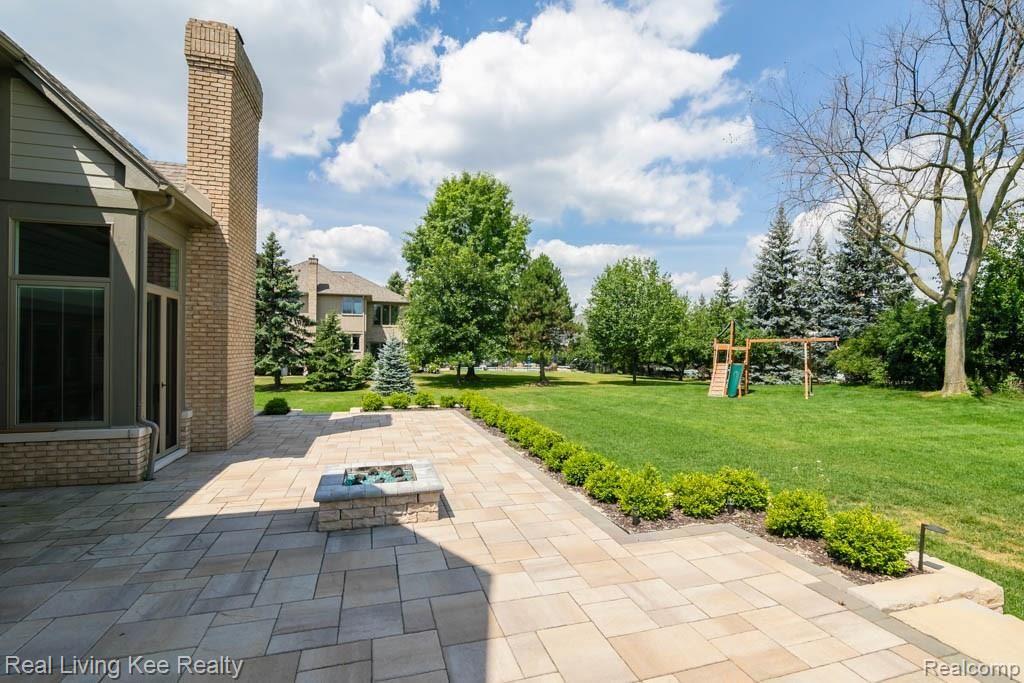 5879 Murfield Drive Rochester, MI 48306 - Photo 36 of 37