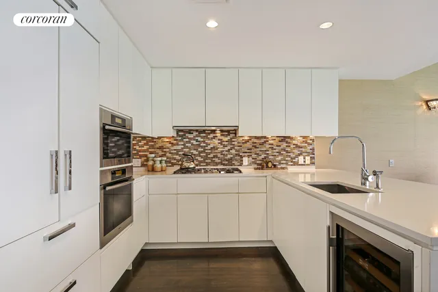 $2,495,000 | 425 West 53rd Street, Unit 412 | Hell's Kitchen