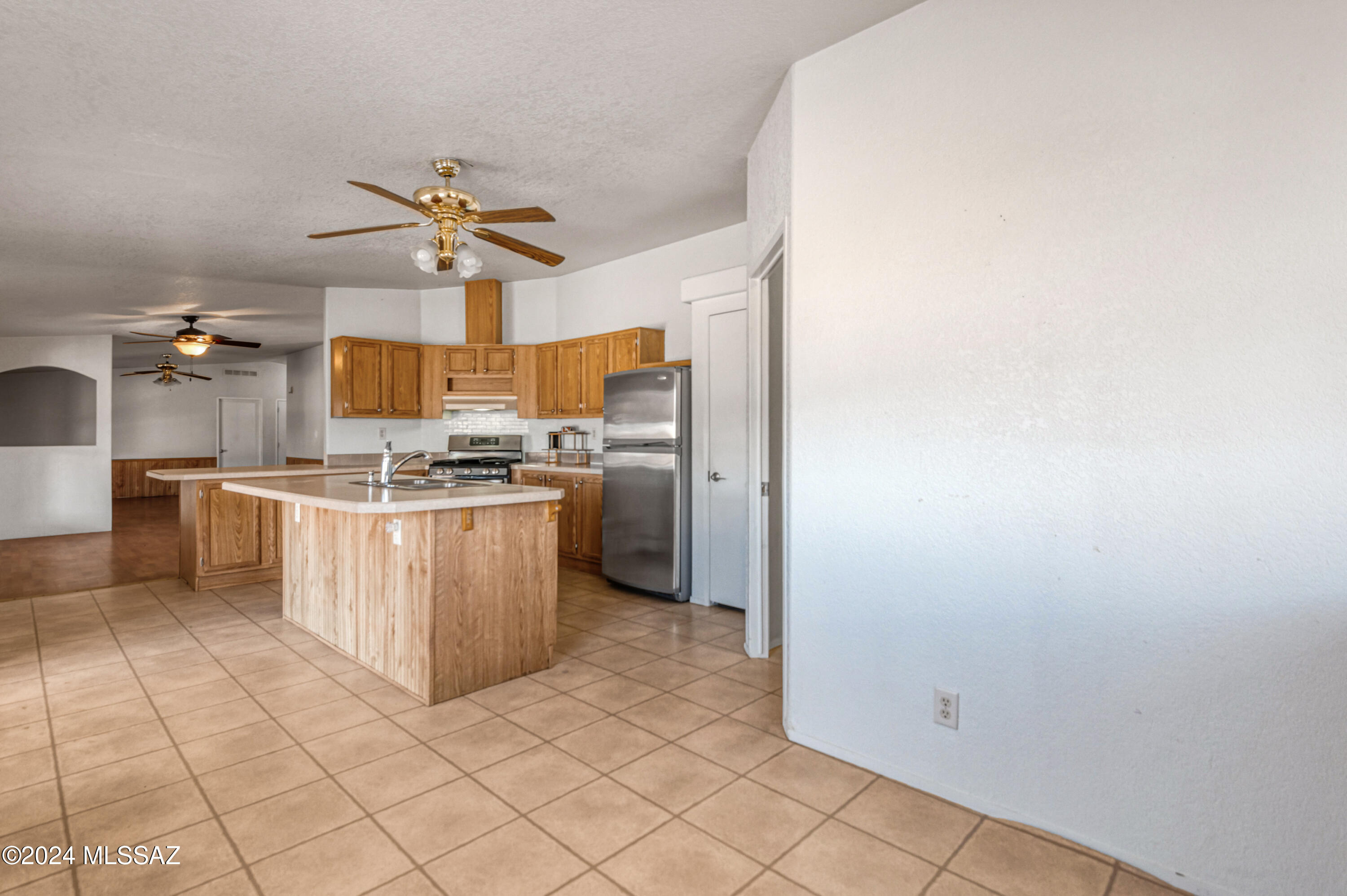 15950 Gold Bell Road Marana, AZ 85653 - Photo 20 of 42 Gallery Image 20