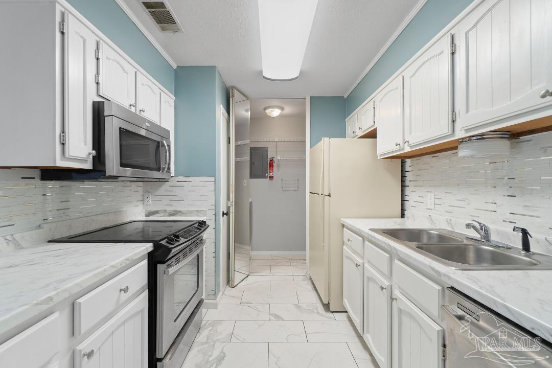 7171 North 9th Avenue, Unit A5 Pensacola, FL 32504 - Photo 2 of 27