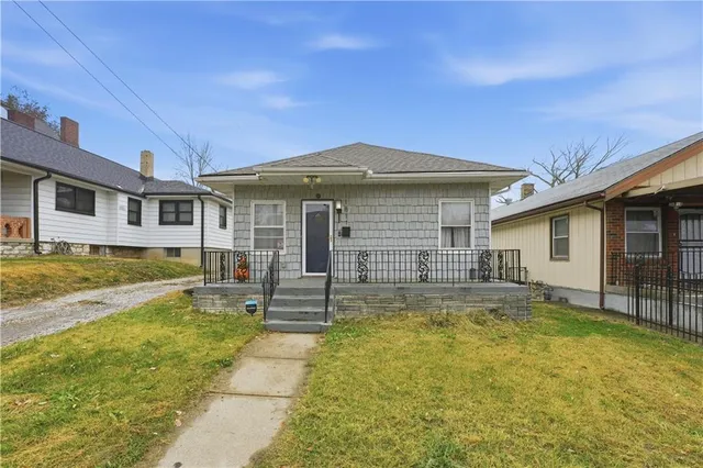$220,000 | 1811 Pendleton Avenue, Kansas City, MO 64124