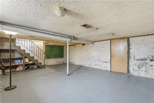 $220,000 | 1811 Pendleton Avenue, Kansas City, MO 64124