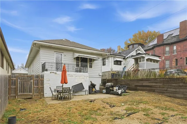 $220,000 | 1811 Pendleton Avenue, Kansas City, MO 64124