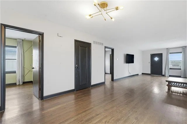 $220,000 | 1811 Pendleton Avenue, Kansas City, MO 64124