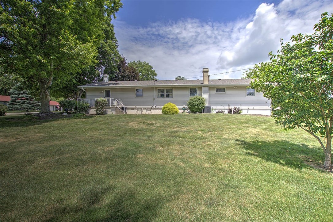447 Crestline Drive Decatur, IL 62526 - Photo 28 of 32