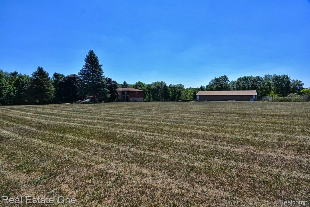 7330 West Gates Street Romeo, MI 48065 - Photo 34 of 36 thumb_DSC_0580_1024.jpg