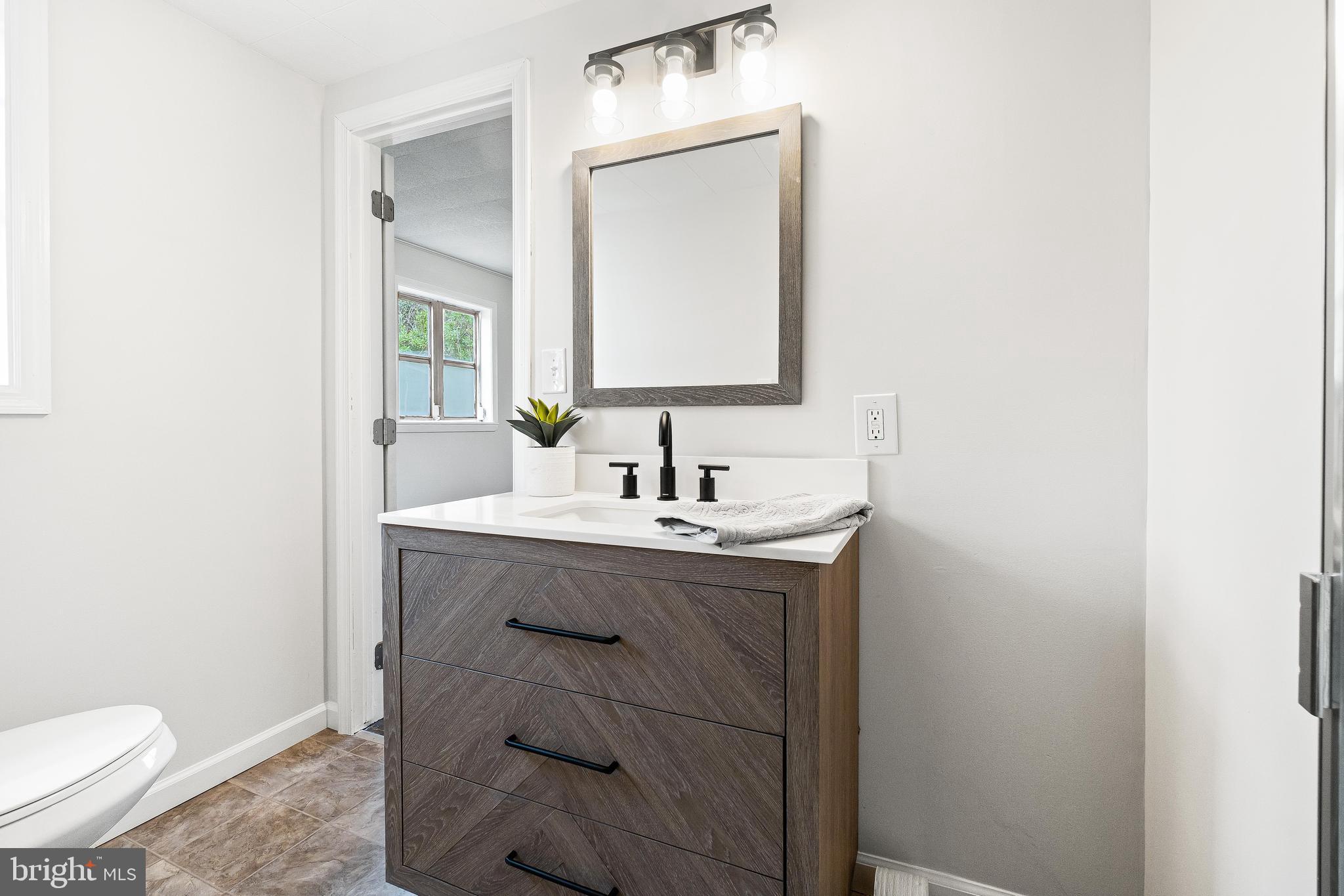 380 Old Chestnut Road Elkton, MD 21921 - Photo 20 of 32 Master bath