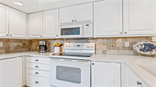 $9,350 | Undisclosed Address, Sarasota, FL 34242