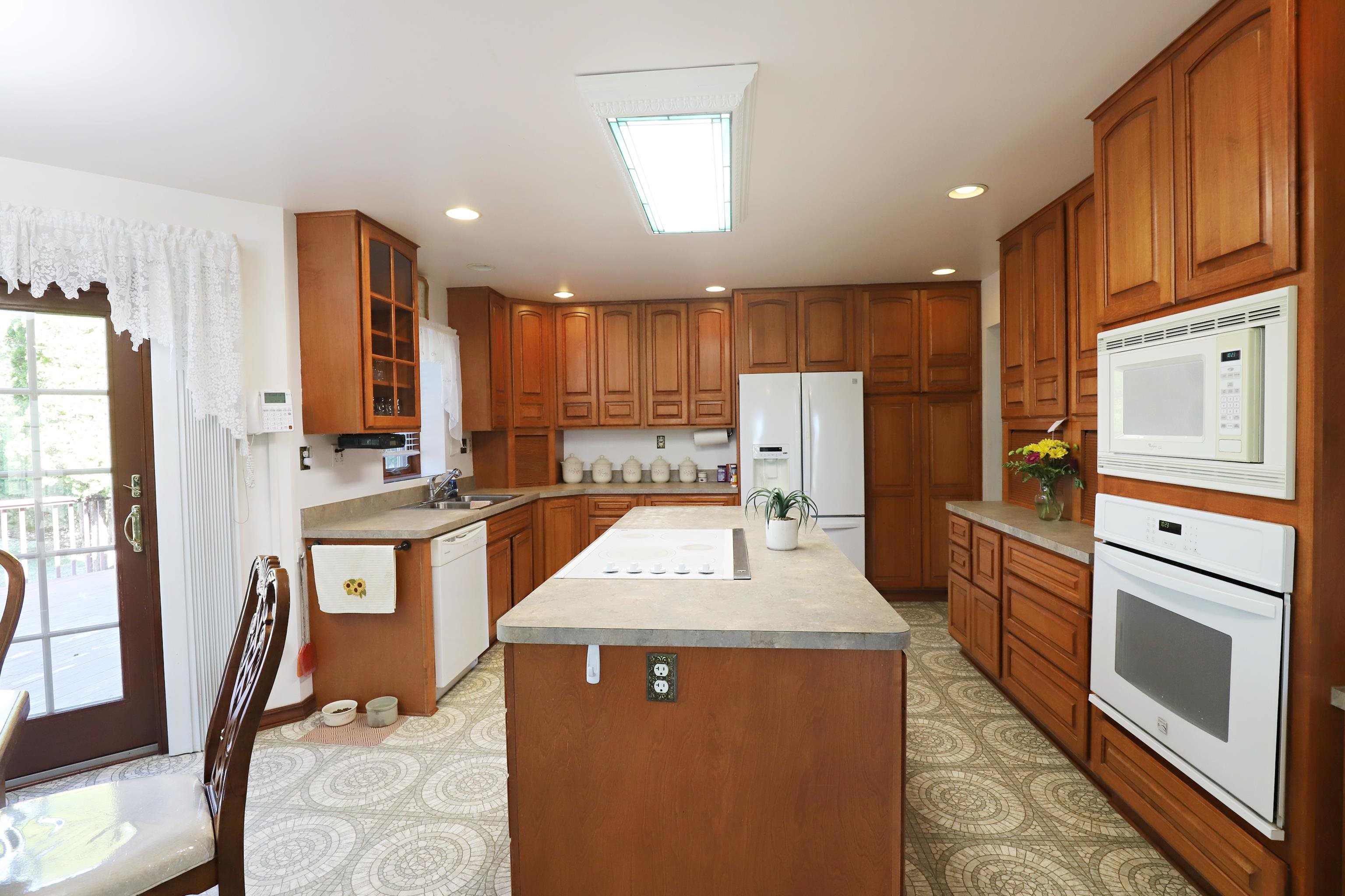 8066 South Vernon Road Durand, MI 48429 - Photo 10 of 42 50172365-6be08860-1139-4783-b80d-528318978aee.JPG
