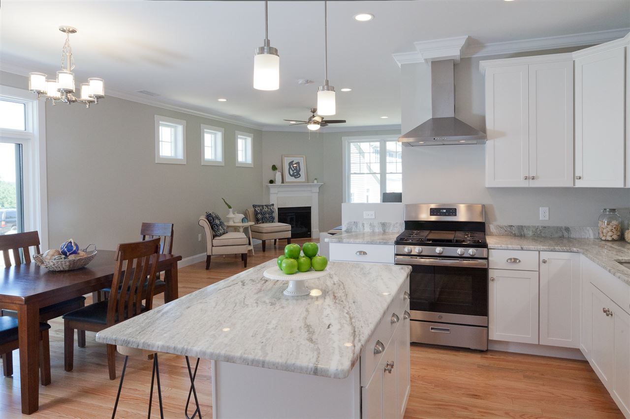 6 Green Road Newmarket, NH 03857 - Photo 3 of 37 Gallery Image 3