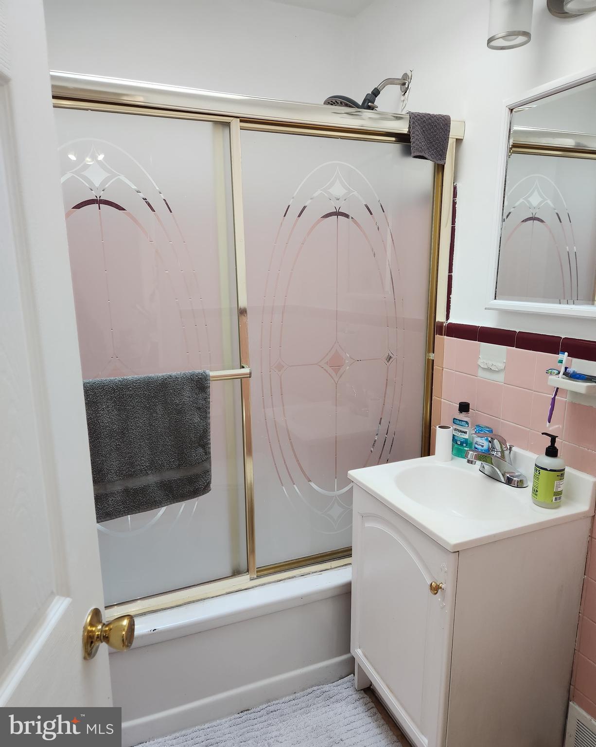 1142 Elbridge Street Philadelphia, PA 19111 - Photo 9 of 14