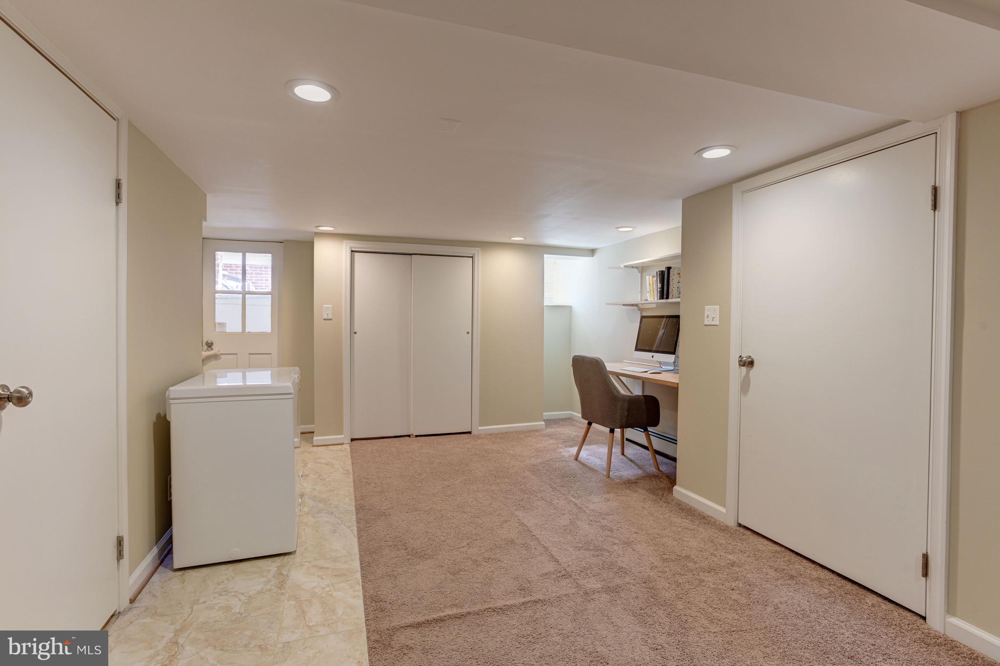 315 Dunkirk Road Baltimore, MD 21212 - Photo 35 of 48 Family Room