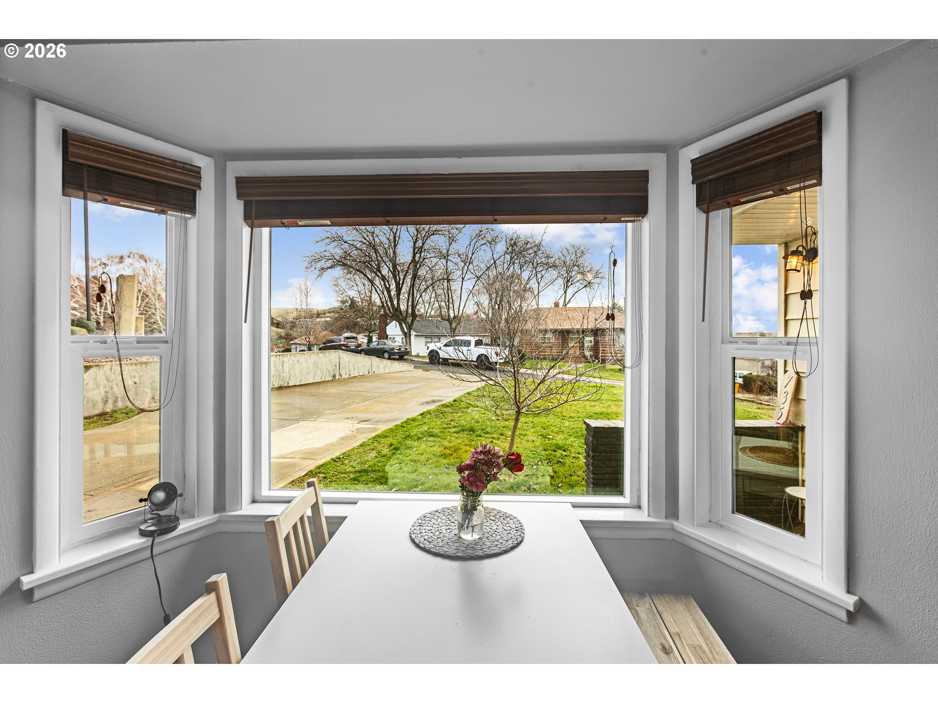 735 Northwest 10th Street Pendleton, OR 97801 - Photo 10 of 38 a view of a living room and a window