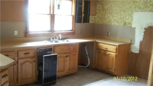 501 Grindstone Hollow Road Dickson, TN 37055 - Photo 11 of 15 Kitchen