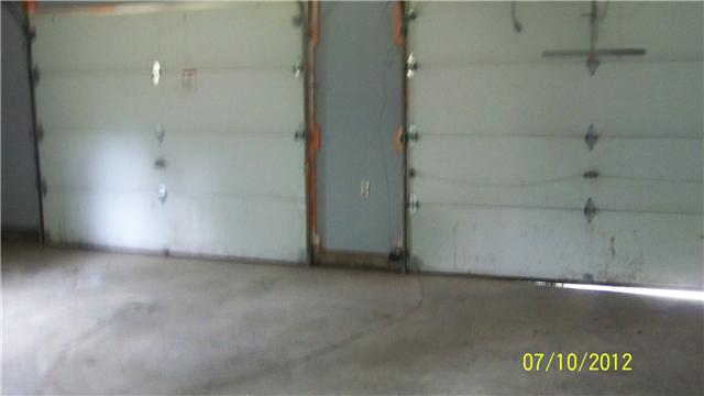 501 Grindstone Hollow Road Dickson, TN 37055 - Photo 9 of 15 garage