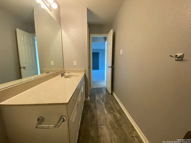 $2,695 | 1752 Jasons N Court, New Braunfels, TX 78130