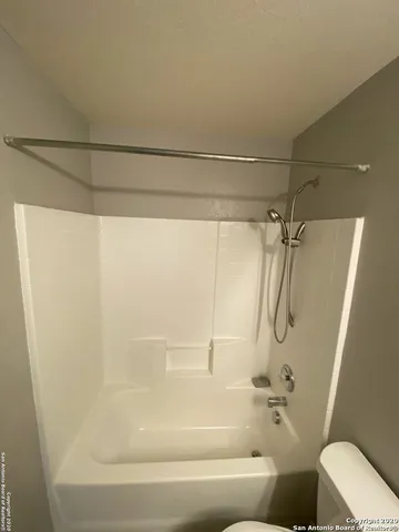 $2,695 | 1752 Jasons N Court, New Braunfels, TX 78130