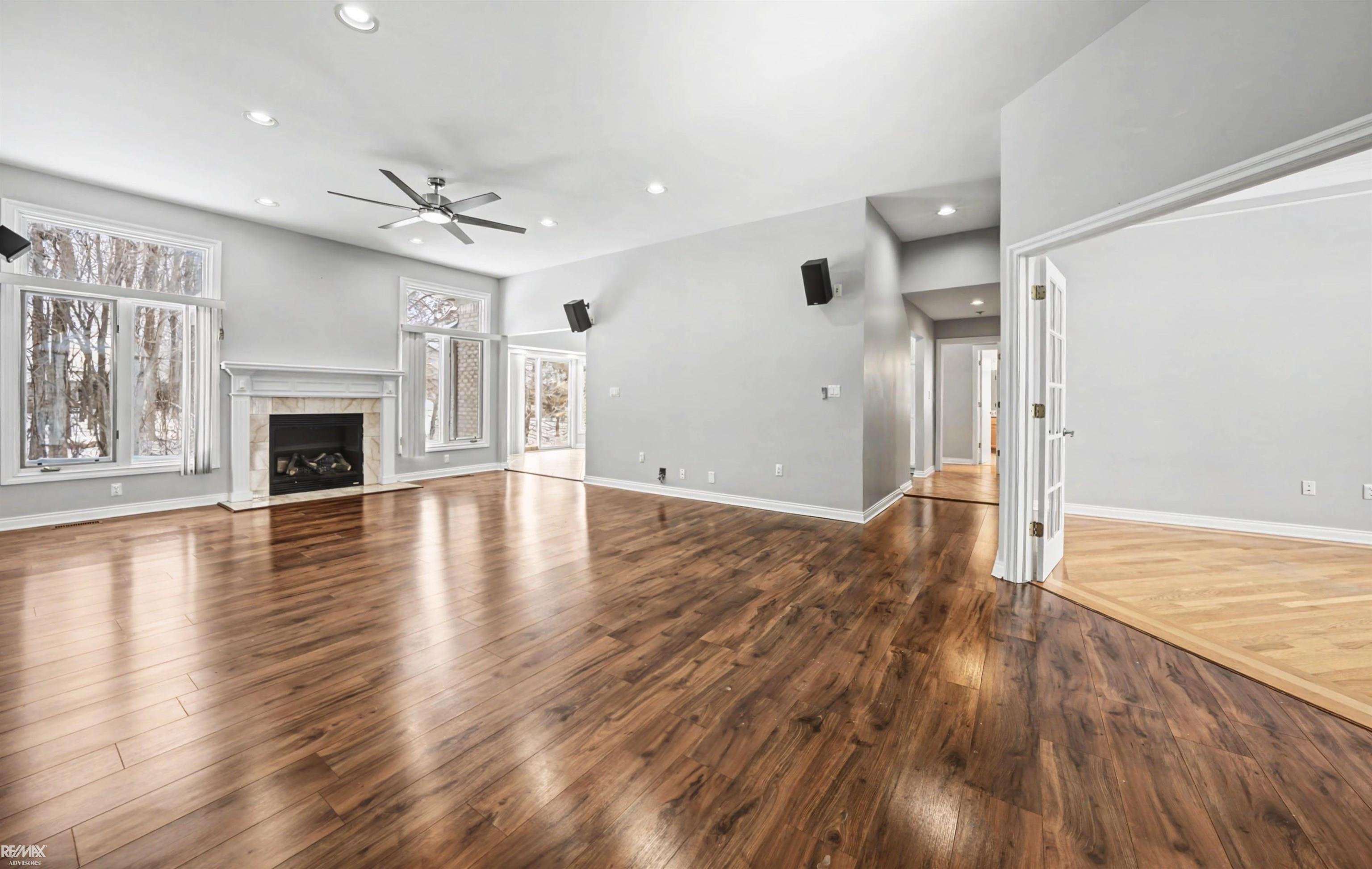 48498 Beacon Square Drive Macomb, MI 48044 - Photo 19 of 68