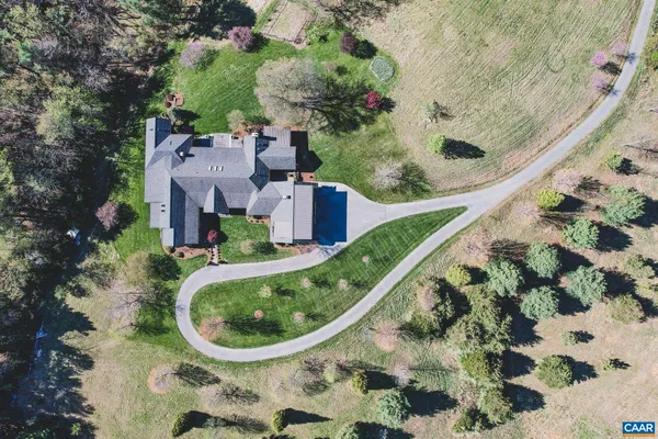$2,450,000 | 320 Carrsbrook Drive, Staunton, VA 24401