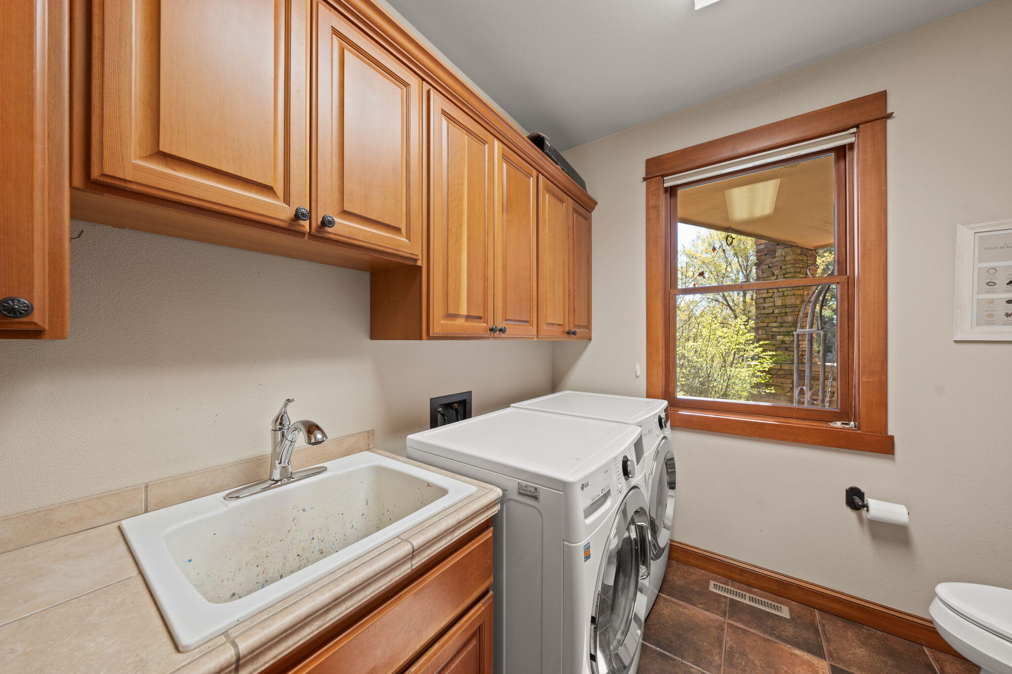 63455 Overtree Road Bend, OR 97701 - Photo 31 of 82 52-web-or-mls-Riley Visuals-28