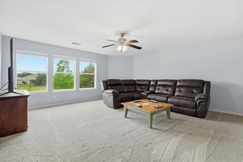 $475,000 | 9516 Lakeway Drive, Denton, TX 76226