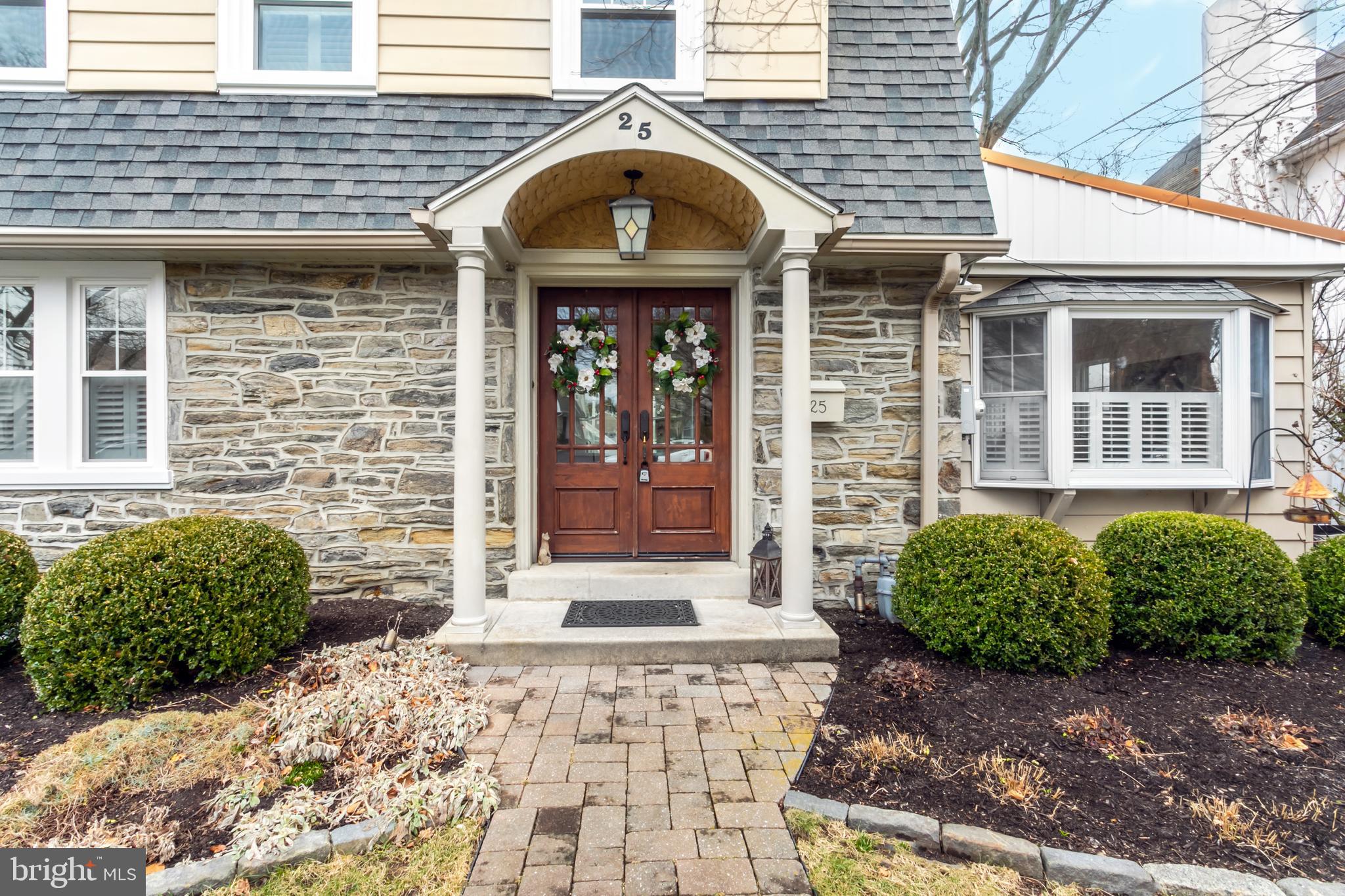 25 Sycamore Road Havertown, PA 19083 - Photo 2 of 52