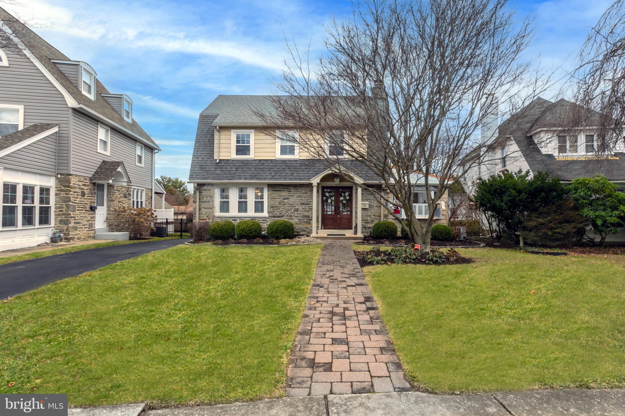 25 Sycamore Road Havertown, PA 19083 - Photo 3 of 52