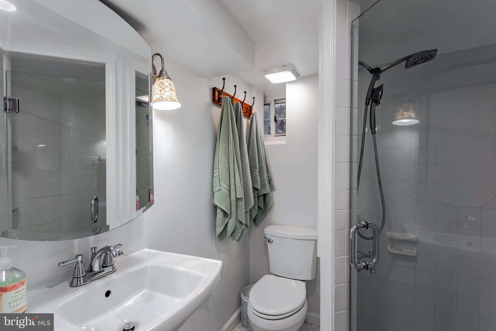 25 Sycamore Road Havertown, PA 19083 - Photo 37 of 52