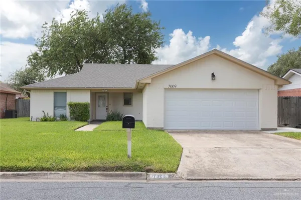 $245,000 | 7009 North 15th Street, McAllen, TX 78504