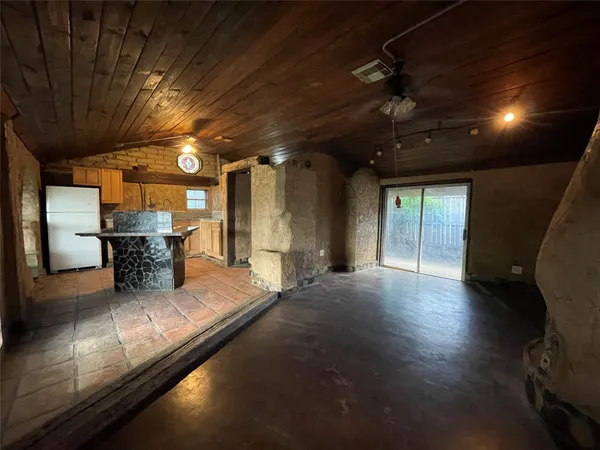 $1,400 | 4920 West 34th Street, Houston, TX 77092