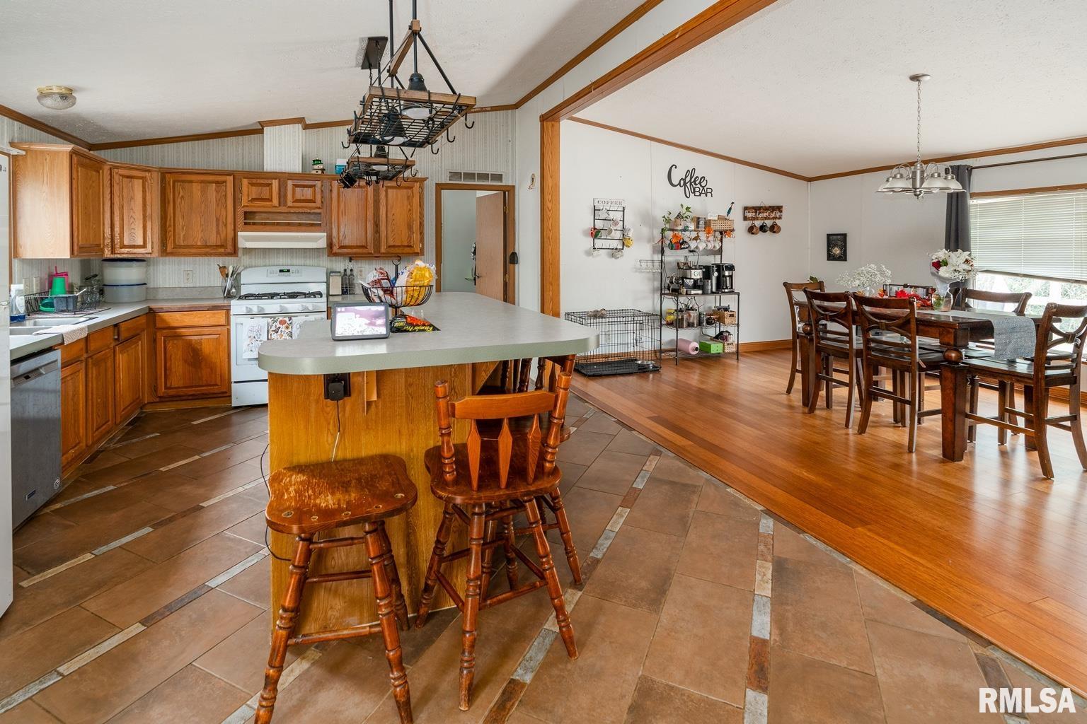 18879 Streetcar Road Pittsburg, IL 62974 - Photo 6 of 17 Gallery Image 6