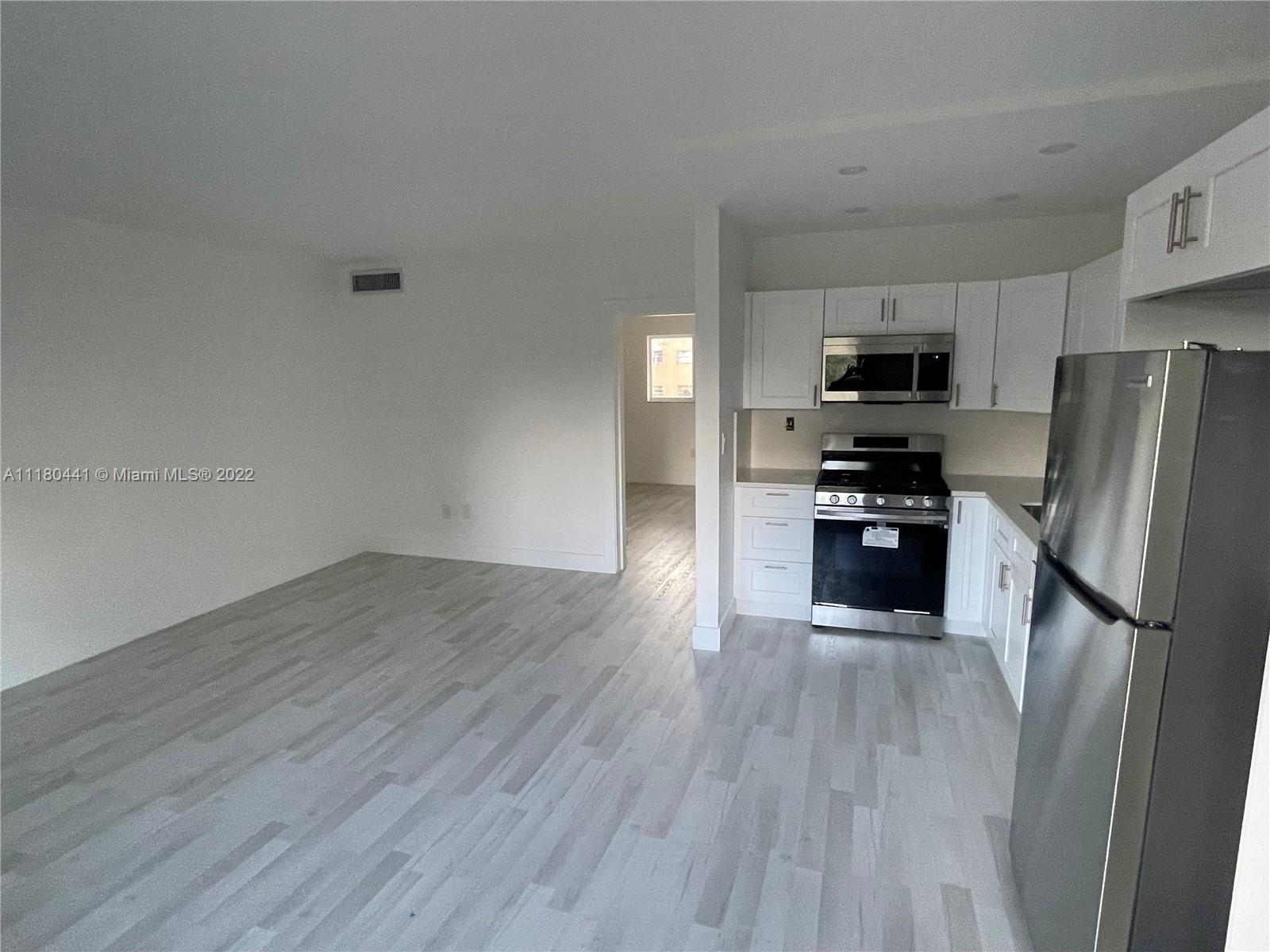 1280 West 54th Street, Unit 322B Hialeah, FL 33012 - Photo 3 of 10