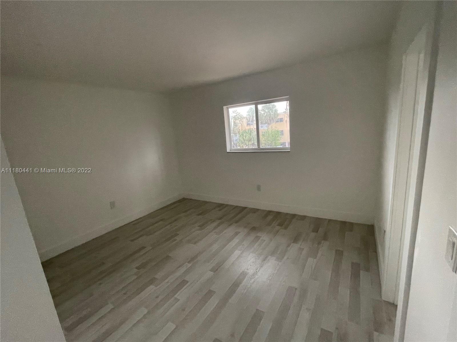 1280 West 54th Street, Unit 322B Hialeah, FL 33012 - Photo 5 of 10