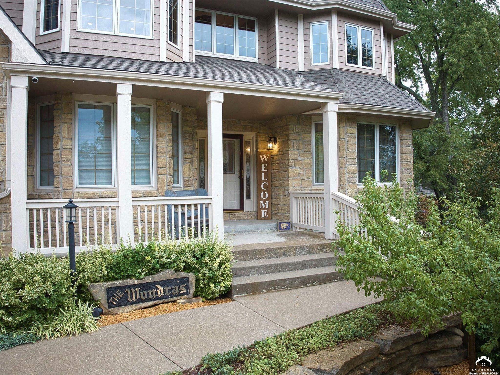 5204 Foxchase Drive Lawrence, KS 66049 - Photo 2 of 52