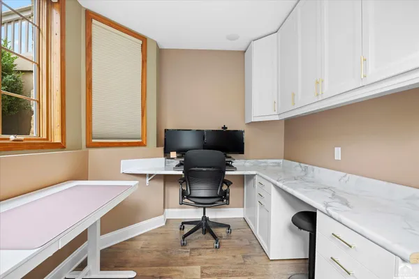 $699,000 | 5204 Foxchase Drive, Lawrence, KS 66049