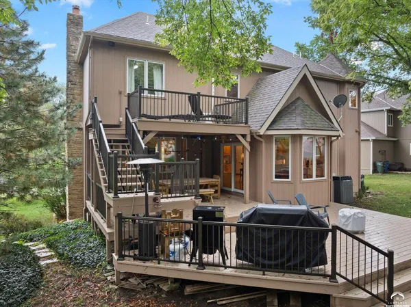 $699,000 | 5204 Foxchase Drive, Lawrence, KS 66049