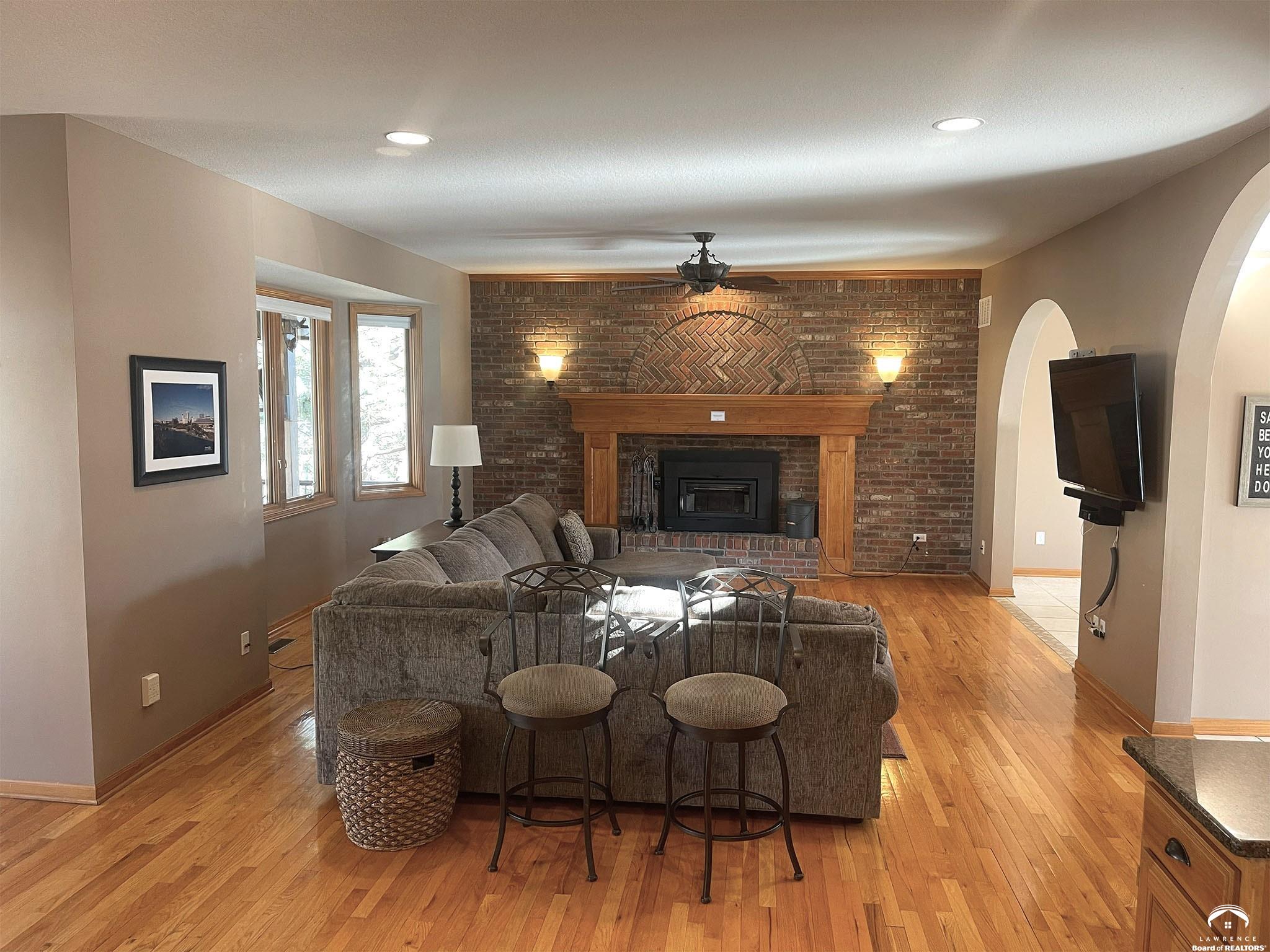 5204 Foxchase Drive Lawrence, KS 66049 - Photo 10 of 52