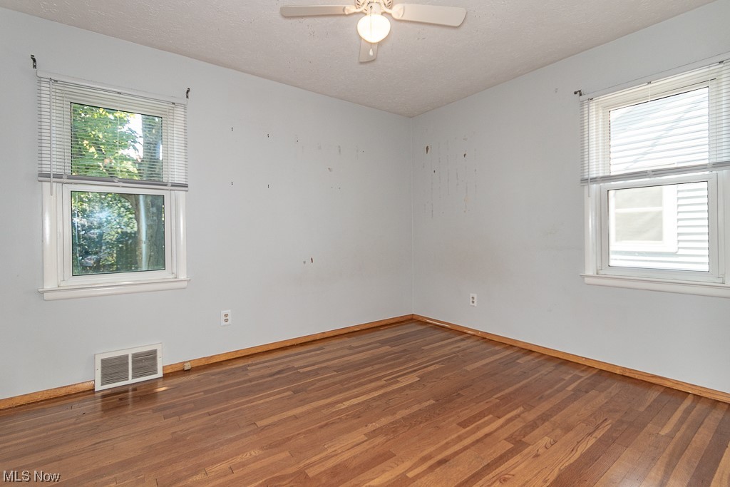 29164 Barjode Road Willowick, OH 44095 - Photo 20 of 28 Gallery Image 20