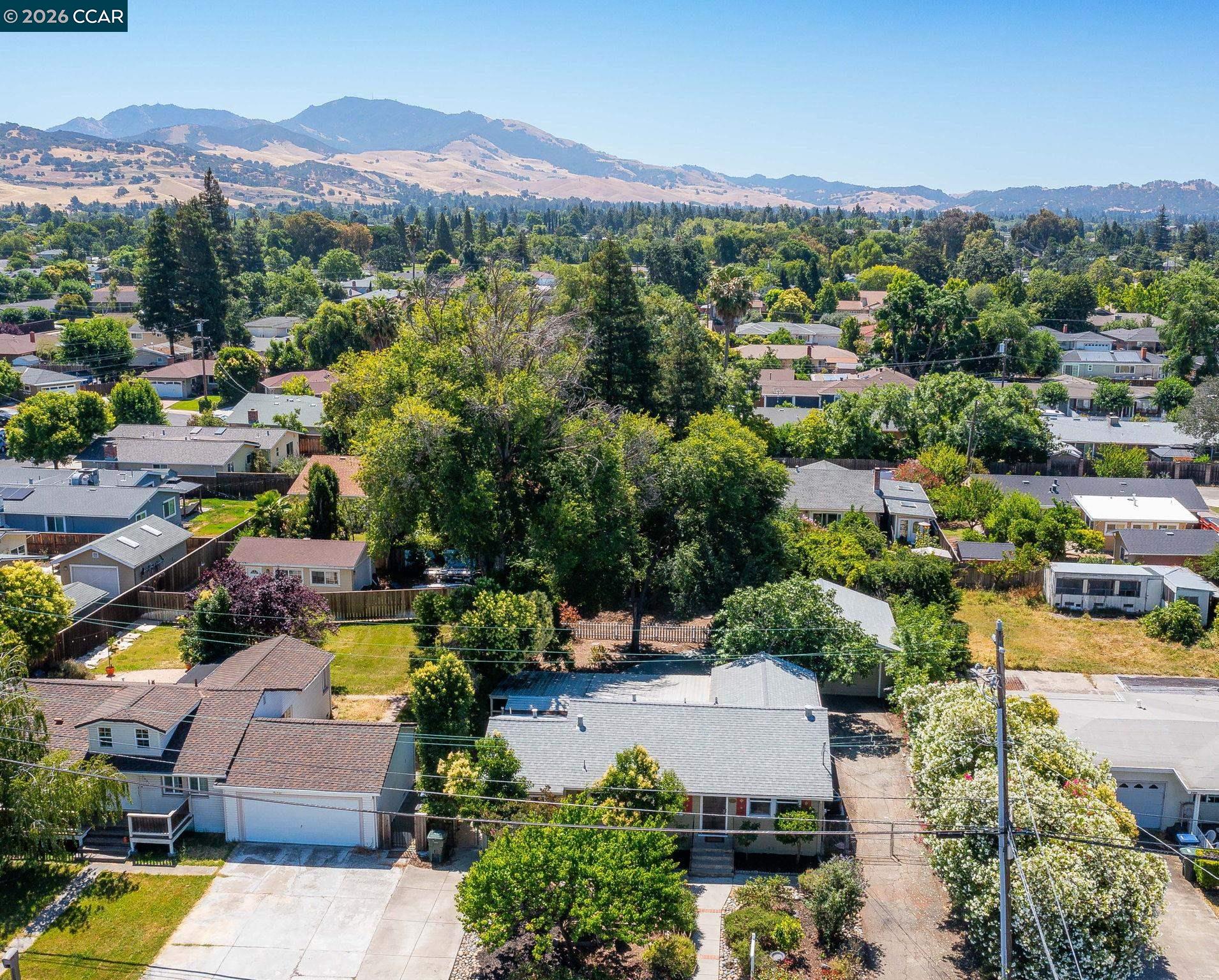 2072 Chalomar Road Concord, CA 94518 - Photo 38 of 42