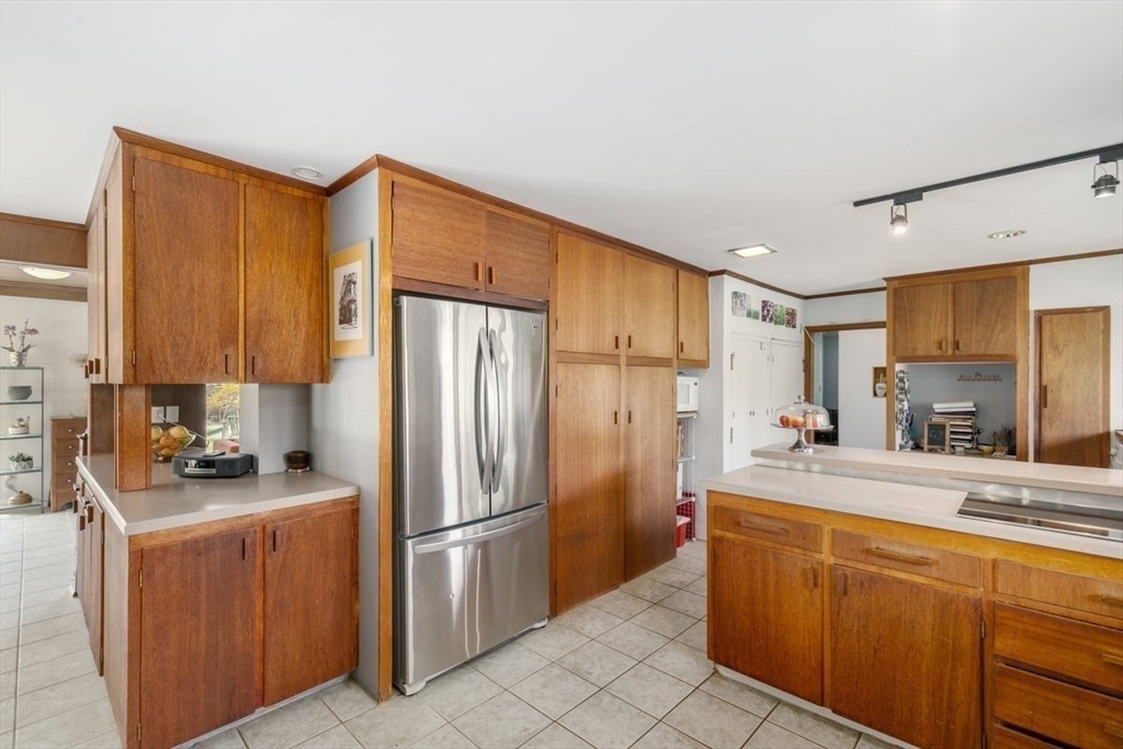 23 Alden Road Andover, MA 01810 - Photo 17 of 35