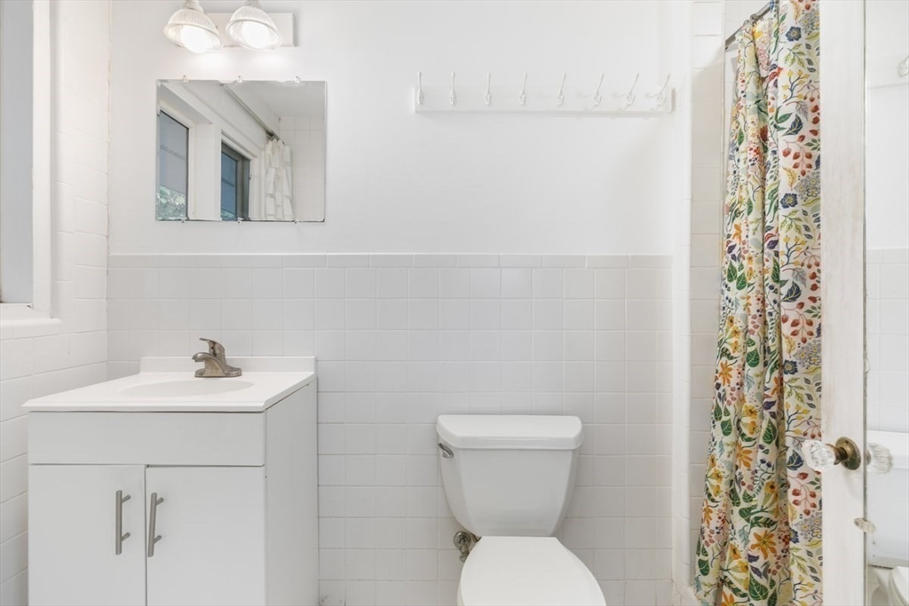 23 Alden Road Andover, MA 01810 - Photo 28 of 35