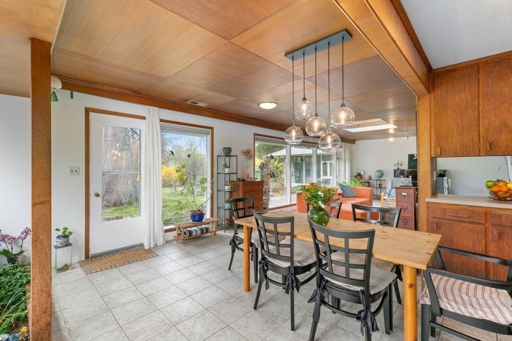 23 Alden Road Andover, MA 01810 - Photo 8 of 35