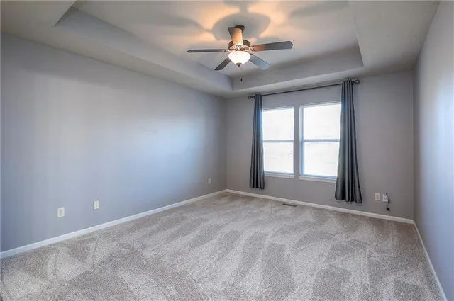 $364,900 | 11933 North Forest Avenue, Kansas City, MO 64155