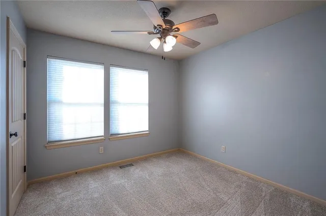 $364,900 | 11933 North Forest Avenue, Kansas City, MO 64155