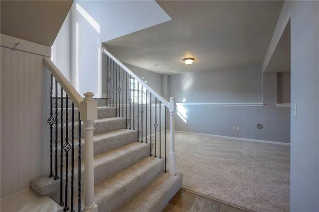 $364,900 | 11933 North Forest Avenue, Kansas City, MO 64155